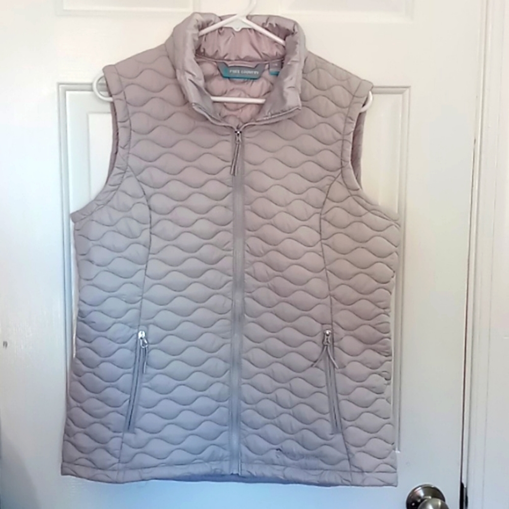Free Country light grey puffer vest, size L
